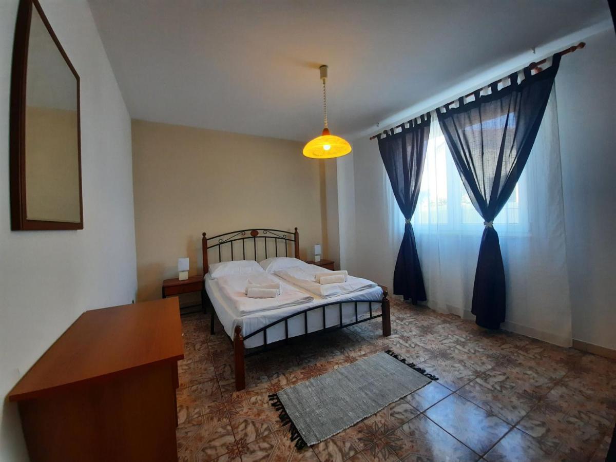 Villa Doris Yourcroatiaholiday Premantura Kamer foto